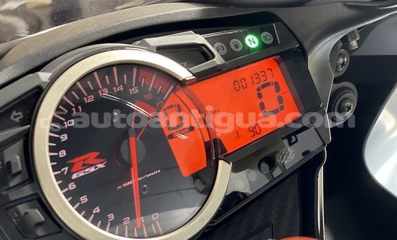 Buy Used Suzuki GSX–R Silver Bike in St John's in Antigua Buy Used Suzuki GSX–R Silver Bike in St John's in Antigua