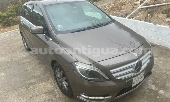 Buy Used Mercedes-Benz 200 Other Car in Piggotts in Antigua Buy Used Mercedes-Benz 200 Other Car in Piggotts in Antigua