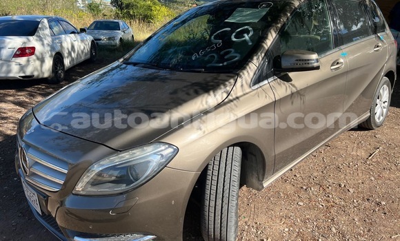 Buy Used Mercedes-Benz 200 Other Car in Piggotts in Antigua Buy Used Mercedes-Benz 200 Other Car in Piggotts in Antigua