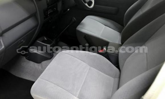 Buy Used Toyota Land Cruiser White Car in Import - Dubai in Antigua Buy Used Toyota Land Cruiser White Car in Import - Dubai in Antigua