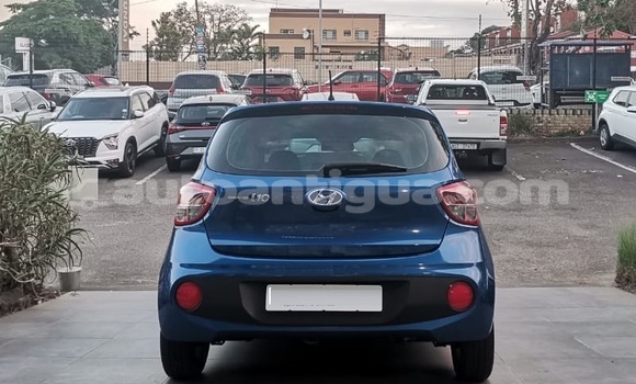 Buy Used Hyundai i10 Blue Car in St John's in Antigua Buy Used Hyundai i10 Blue Car in St John's in Antigua