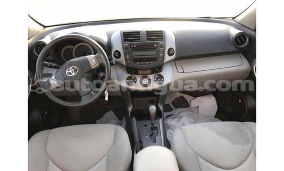 Buy Import Toyota HiAce White Truck in Import - Dubai in Antigua Buy Import Toyota HiAce White Truck in Import - Dubai in Antigua