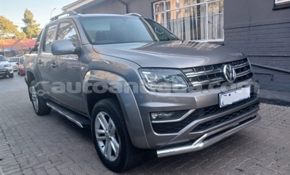 Buy Used Volkswagen Amarok Blue Car in St John's in Antigua Buy Used Volkswagen Amarok Blue Car in St John's in Antigua