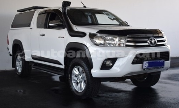 Buy Used Toyota Hilux White Car in St John's in Antigua Buy Used Toyota Hilux White Car in St John's in Antigua