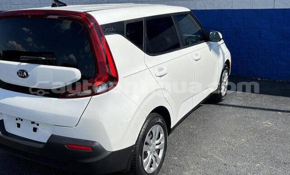 Buy Used Kia Soul White Car in St John's in Antigua Buy Used Kia Soul White Car in St John's in Antigua