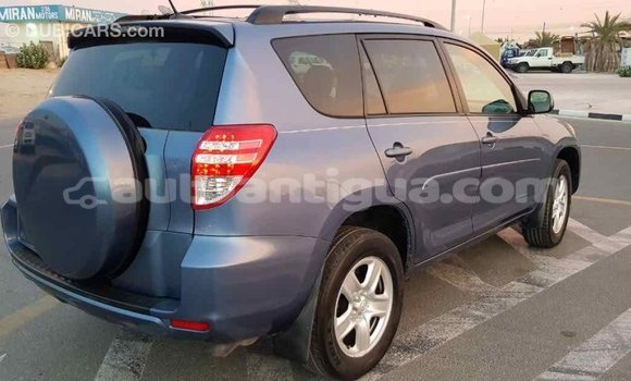 Buy Import Toyota HiAce Blue Truck in Import - Dubai in Antigua Buy Import Toyota HiAce Blue Truck in Import - Dubai in Antigua