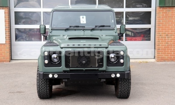 Buy Used Land Rover Defender Green Car in St John's in Antigua Buy Used Land Rover Defender Green Car in St John's in Antigua