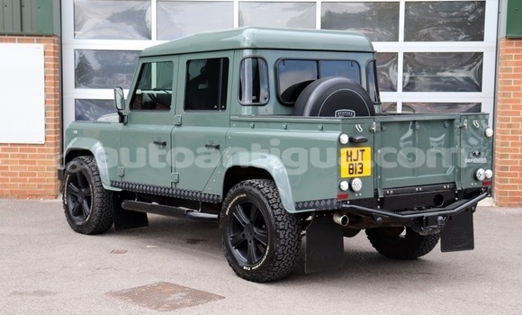 Buy Used Land Rover Defender Green Car in St John's in Antigua Buy Used Land Rover Defender Green Car in St John's in Antigua
