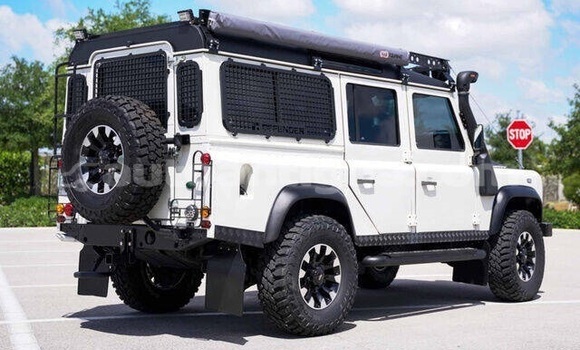 Buy Used Land Rover Defender White Car in St John's in Antigua Buy Used Land Rover Defender White Car in St John's in Antigua