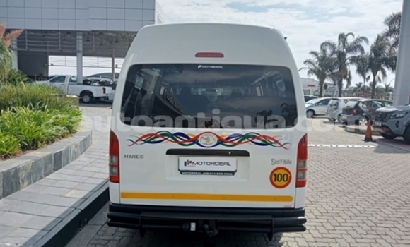 Buy Used Toyota Hiace White Car in St John's in Antigua Buy Used Toyota Hiace White Car in St John's in Antigua