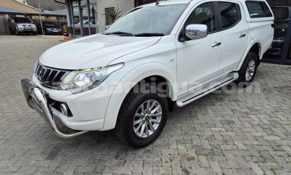 Buy Used Mitsubishi L200 White Car in St John's in Antigua Buy Used Mitsubishi L200 White Car in St John's in Antigua