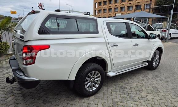 Buy Used Mitsubishi L200 White Car in St John's in Antigua Buy Used Mitsubishi L200 White Car in St John's in Antigua