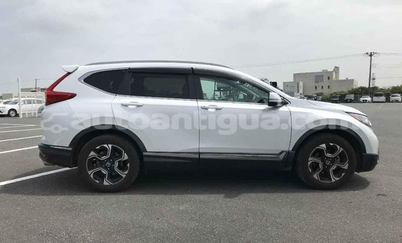 Buy Used Honda CR–V White Car in St John's in Antigua Buy Used Honda CR–V White Car in St John's in Antigua