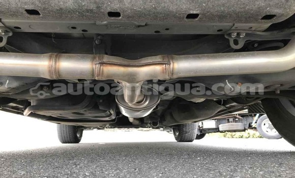 Buy Used Honda CR–V White Car in St John's in Antigua Buy Used Honda CR–V White Car in St John's in Antigua