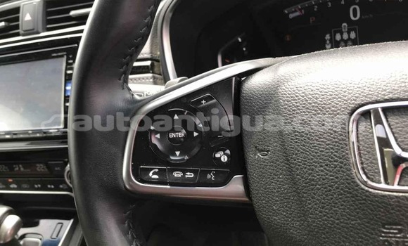 Buy Used Honda CR–V White Car in St John's in Antigua Buy Used Honda CR–V White Car in St John's in Antigua