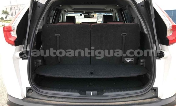 Buy Used Honda CR–V White Car in St John's in Antigua Buy Used Honda CR–V White Car in St John's in Antigua