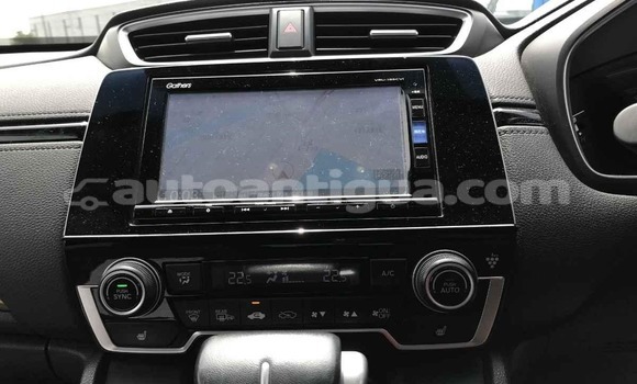 Buy Used Honda CR–V White Car in St John's in Antigua Buy Used Honda CR–V White Car in St John's in Antigua