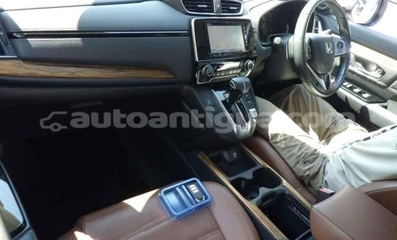 Buy Used Honda CR–V White Car in St John's in Antigua Buy Used Honda CR–V White Car in St John's in Antigua