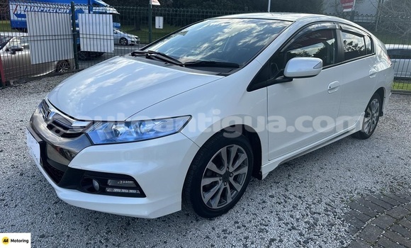 Buy Used Honda Insight White Car in St John's in Antigua Buy Used Honda Insight White Car in St John's in Antigua