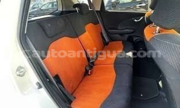 Buy Used Honda FIT White Car in All Saints in Antigua Buy Used Honda FIT White Car in All Saints in Antigua