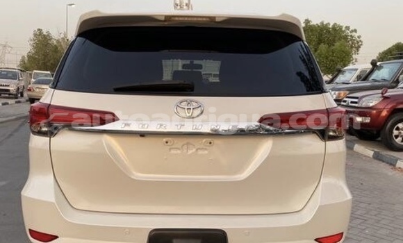 Buy Used Toyota Fortuner White Car in St John's in Antigua Buy Used Toyota Fortuner White Car in St John's in Antigua