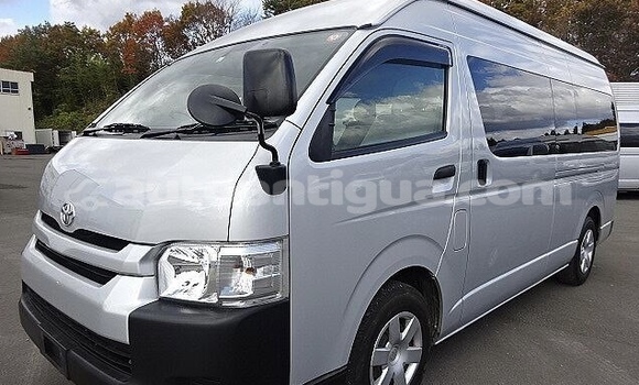 Buy Used Toyota Hiace Silver Car in St John's in Antigua Buy Used Toyota Hiace Silver Car in St John's in Antigua