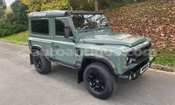 Buy Used Land Rover Defender Green Car in St John's in Antigua Buy Used Land Rover Defender Green Car in St John's in Antigua