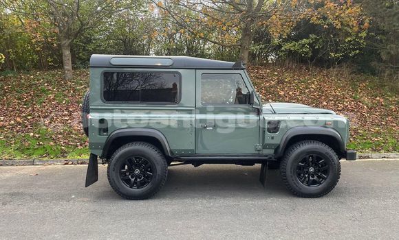 Buy Used Land Rover Defender Green Car in St John's in Antigua Buy Used Land Rover Defender Green Car in St John's in Antigua