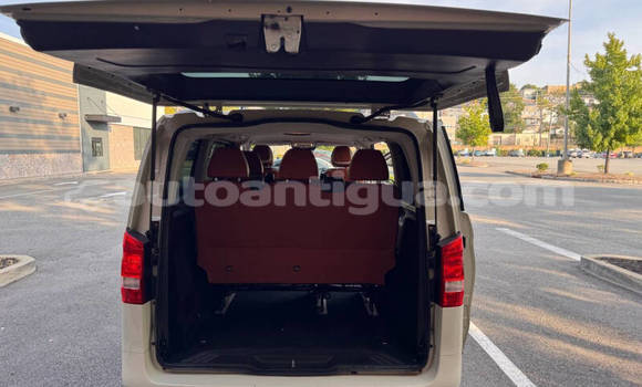 Buy Used Mercedes-Benz Vito White Car in St John's in Antigua Buy Used Mercedes-Benz Vito White Car in St John's in Antigua