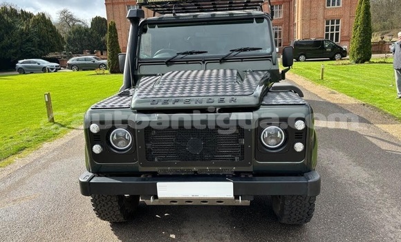 Buy Used Land Rover Defender Green Car in St John's in Antigua Buy Used Land Rover Defender Green Car in St John's in Antigua