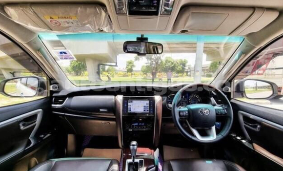 Buy Used Toyota Fortuner White Car in St John's in Antigua Buy Used Toyota Fortuner White Car in St John's in Antigua