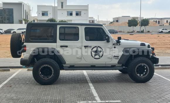 Buy Used Jeep Wrangler White Car in St John's in Antigua Buy Used Jeep Wrangler White Car in St John's in Antigua