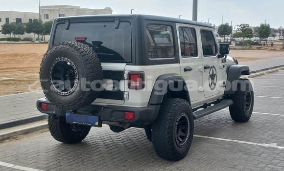Buy Used Jeep Wrangler White Car in St John's in Antigua Buy Used Jeep Wrangler White Car in St John's in Antigua