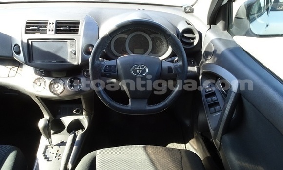 Buy Used Toyota RAV4 White Car in All Saints in Antigua Buy Used Toyota RAV4 White Car in All Saints in Antigua