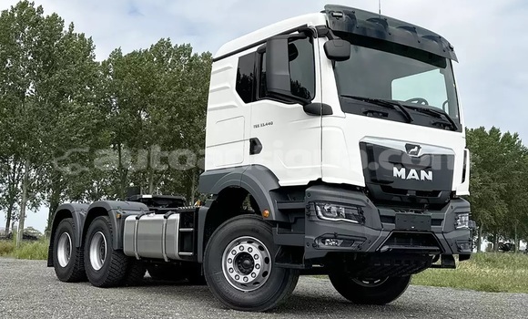 Buy Import IVECO Massif White Car in Bolands in Antigua