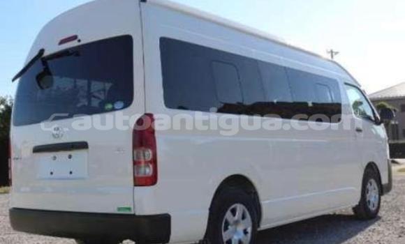 Buy Used Toyota Hiace White Car in St John's in Antigua Buy Used Toyota Hiace White Car in St John's in Antigua