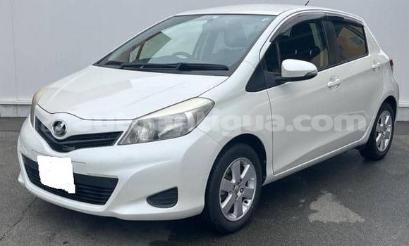 Buy Used Toyota Vitz White Car in St John's in Antigua Buy Used Toyota Vitz White Car in St John's in Antigua