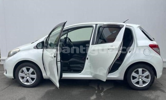 Buy Used Toyota Vitz White Car in St John's in Antigua Buy Used Toyota Vitz White Car in St John's in Antigua