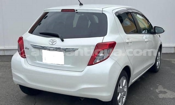 Buy Used Toyota Vitz White Car in St John's in Antigua Buy Used Toyota Vitz White Car in St John's in Antigua