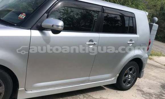 Buy Used Toyota Regius Other Car in All Saints in Antigua