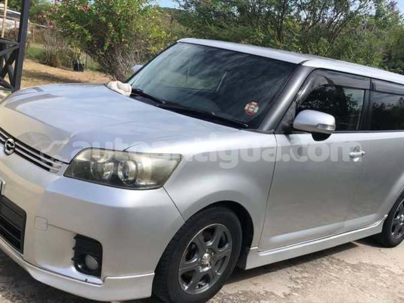 Big with watermark toyota regius antigua all saints 4628