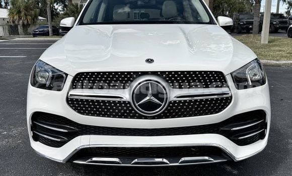 Buy Used Mercedes-Benz GLE White Car in All Saints in Antigua Buy Used Mercedes-Benz GLE White Car in All Saints in Antigua