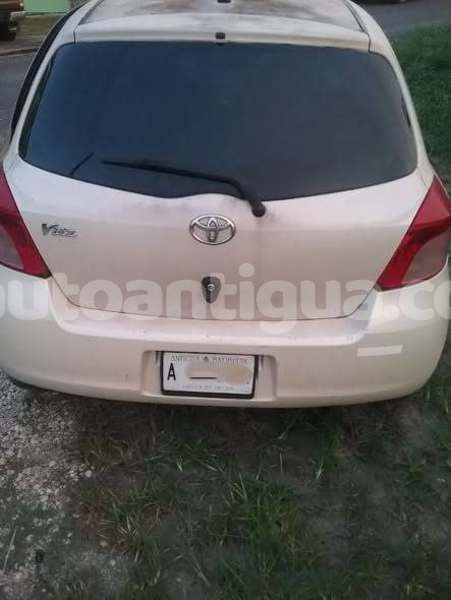 Big with watermark toyota vitz antigua all saints 4695
