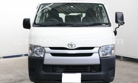 Buy Used Toyota Hiace White Car in St John's in Antigua