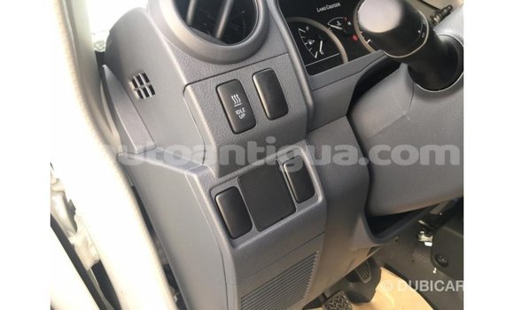 Buy Import Toyota Land Cruiser White Car in Import - Dubai in Antigua Buy Import Toyota Land Cruiser White Car in Import - Dubai in Antigua