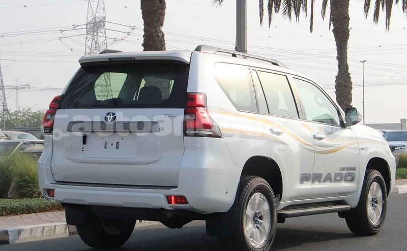 Big with watermark toyota land cruiser prado antigua st john s 4710