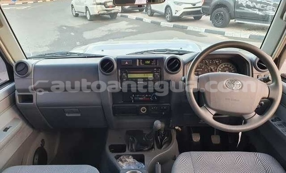 Buy Used Toyota Land Cruiser Silver Car in Liberta in Antigua Buy Used Toyota Land Cruiser Silver Car in Liberta in Antigua