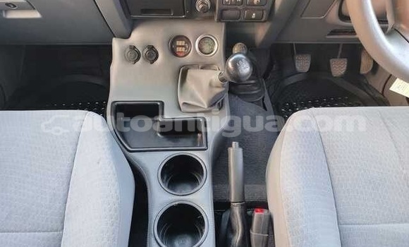 Buy Used Toyota Land Cruiser Silver Car in Liberta in Antigua Buy Used Toyota Land Cruiser Silver Car in Liberta in Antigua