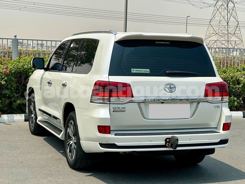 Big with watermark toyota land cruiser antigua all saints 4714