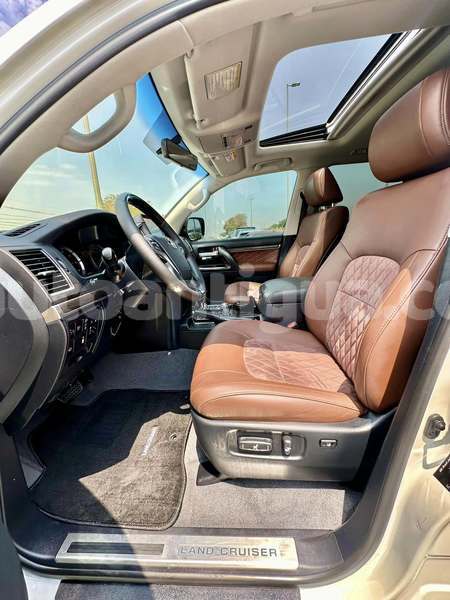 Big with watermark toyota land cruiser antigua all saints 4714